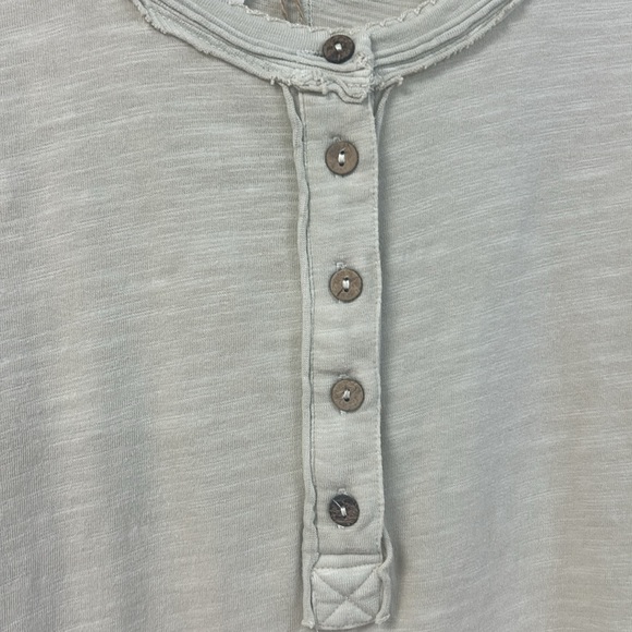 Ecru Crochet Trim Long Sleeve Henley Top - Easel - Picture 5 of 6